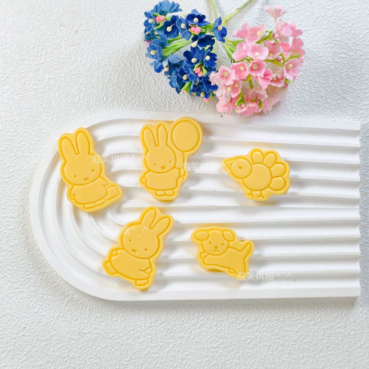 かわいい 3D プレスクッキー型 ミッフィー柄付き 再利用可 - Kitchen Appliances Packages のレビューと価格