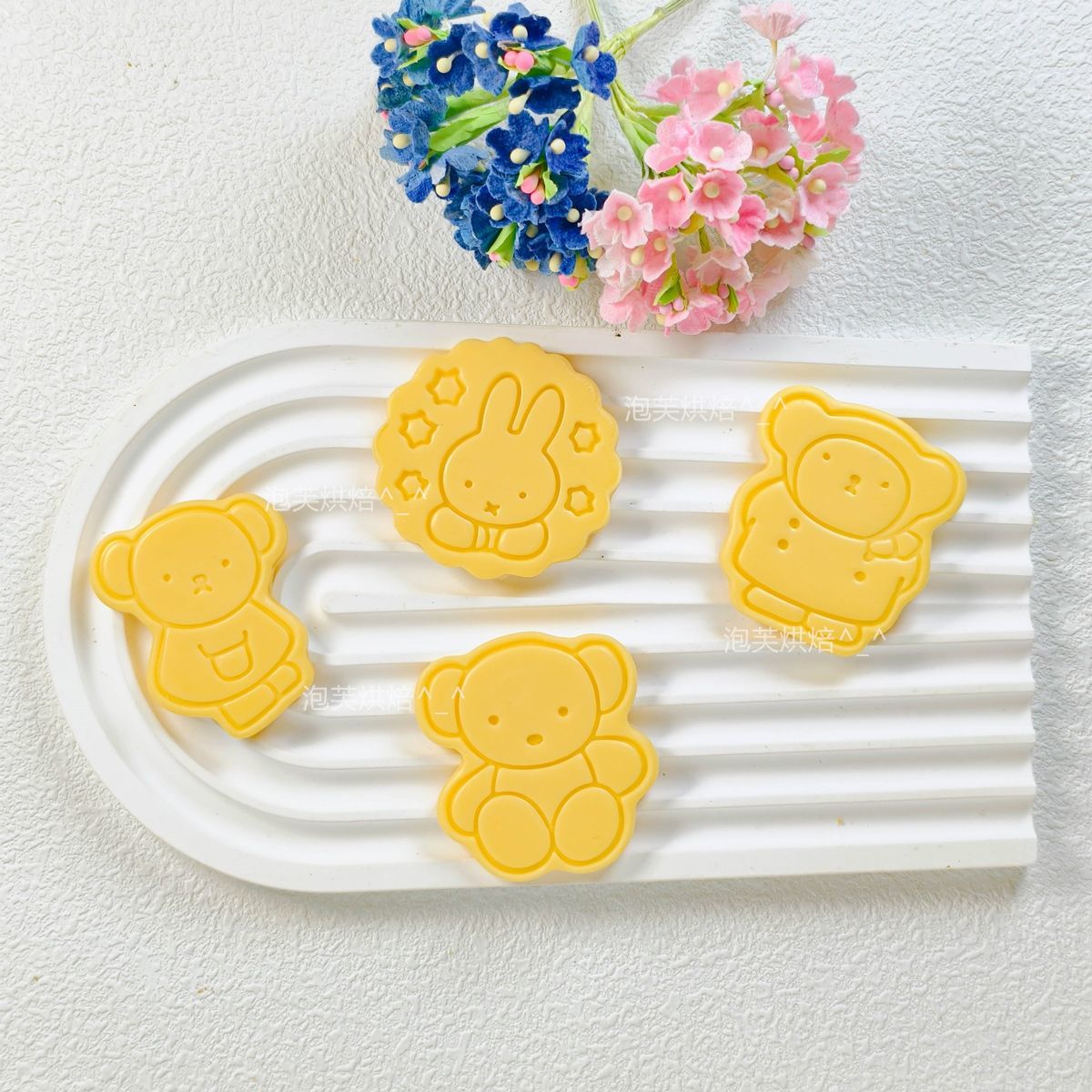 かわいい 3D プレスクッキー型 ミッフィー柄付き 再利用可 - Kitchen Appliances Packages のレビューと価格